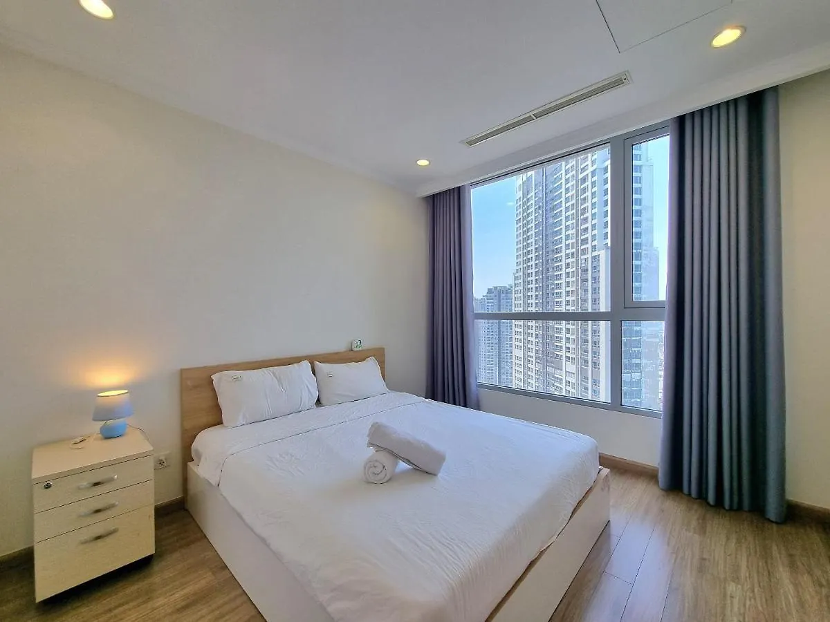 123 Apartment In Vinhomes Central Park - Landmark 81 Area Ho Chi Minh City 0*,  Vietnam