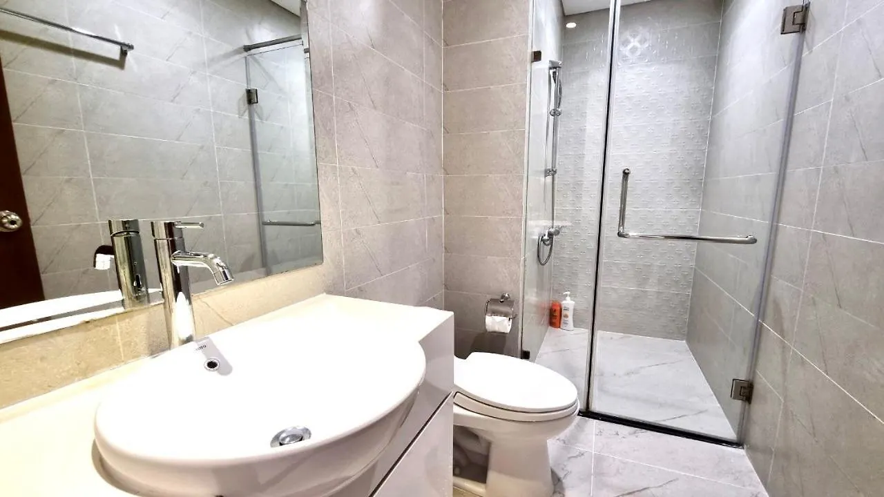 123 Apartment In Vinhomes Central Park - Landmark 81 Area Ho Chi Minh City 0*,